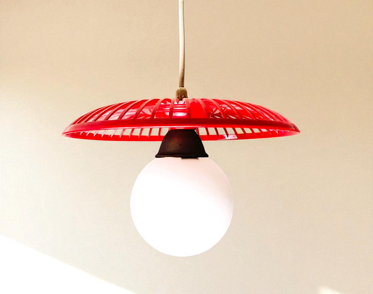 Retro kitchen light