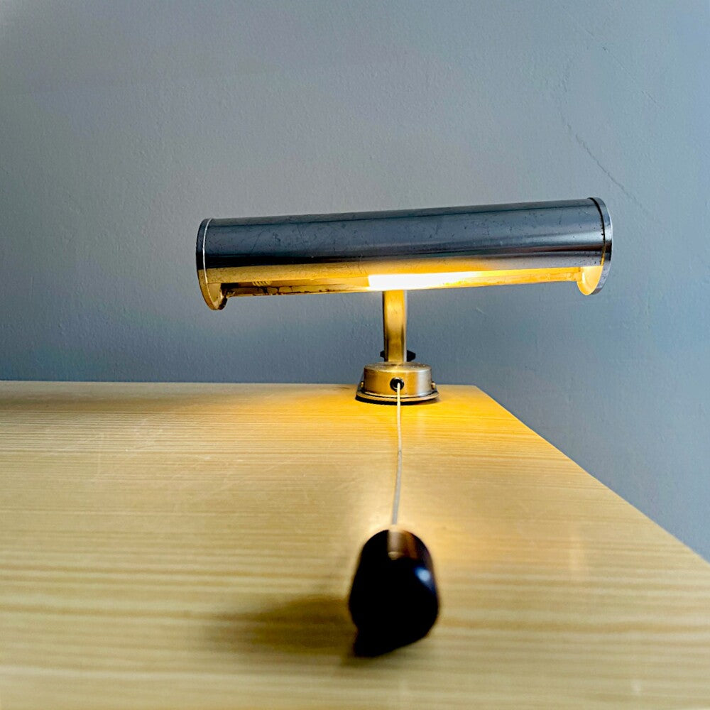 Picture light with clamp