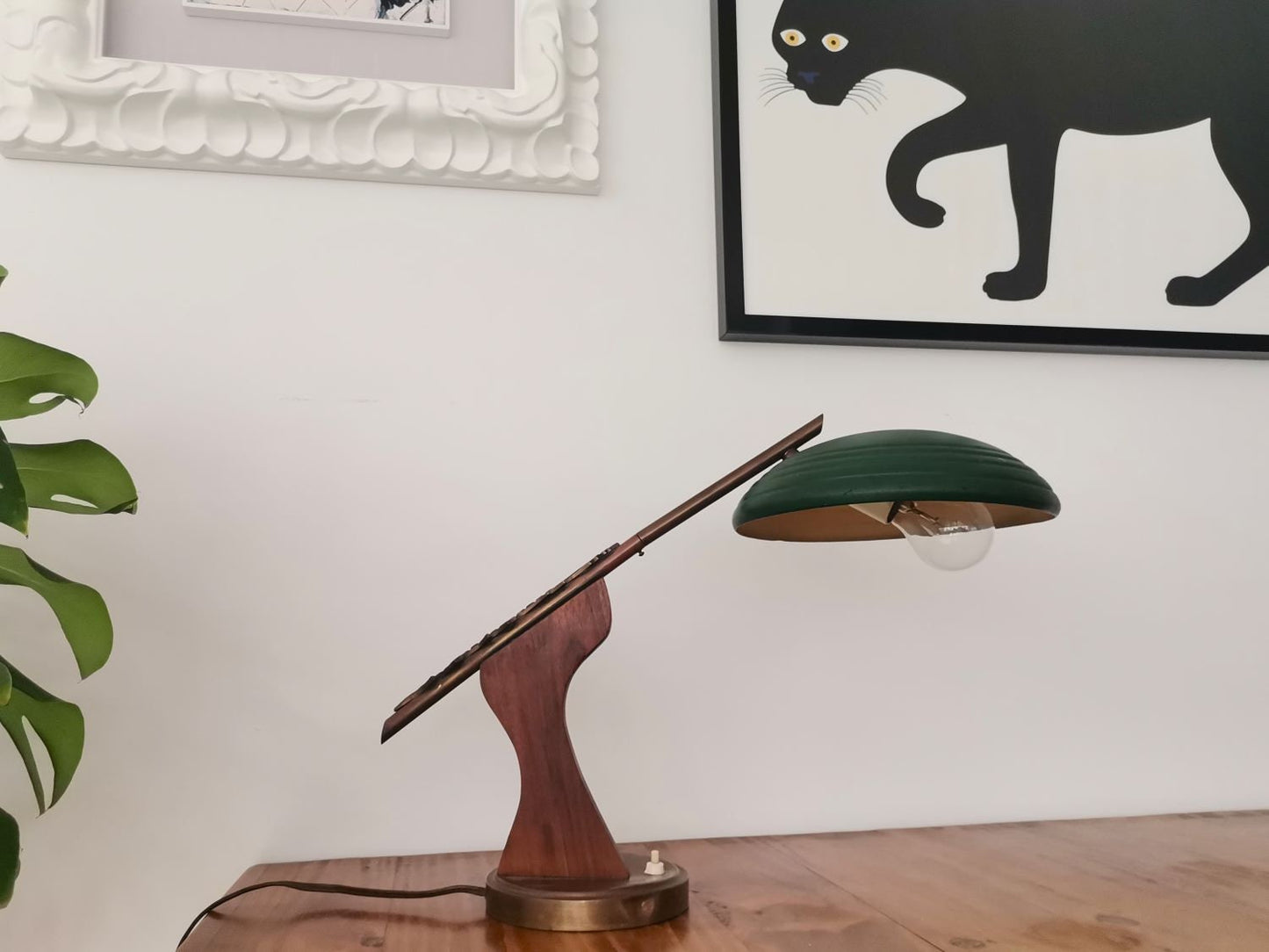 Green metal wood modernist Fase style wooden walnut table lamp