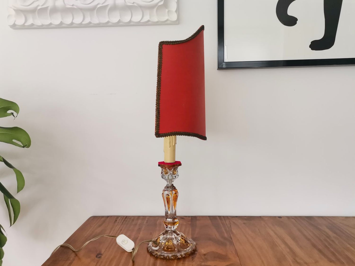 Crystal table lamp