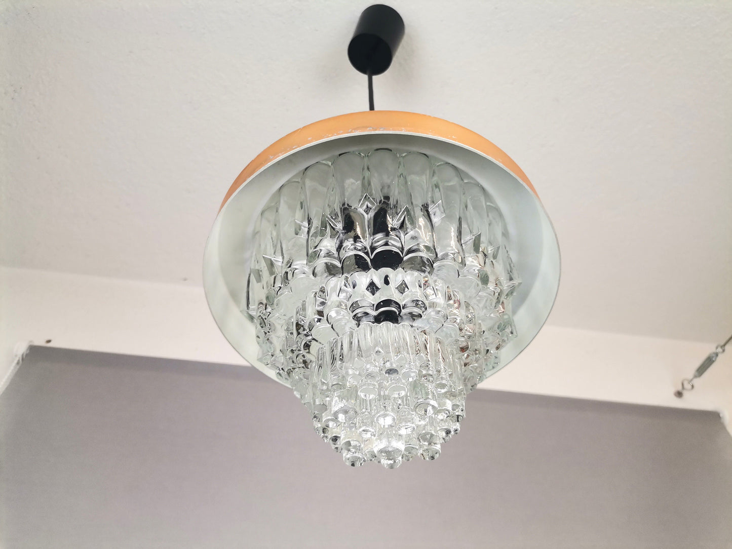 Metallic copper hanging lamp