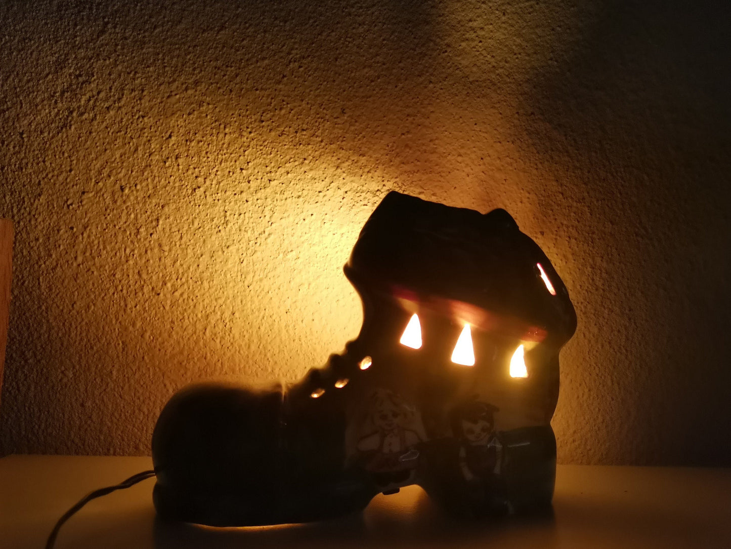 Derek Fowler pottery ceramic night light
