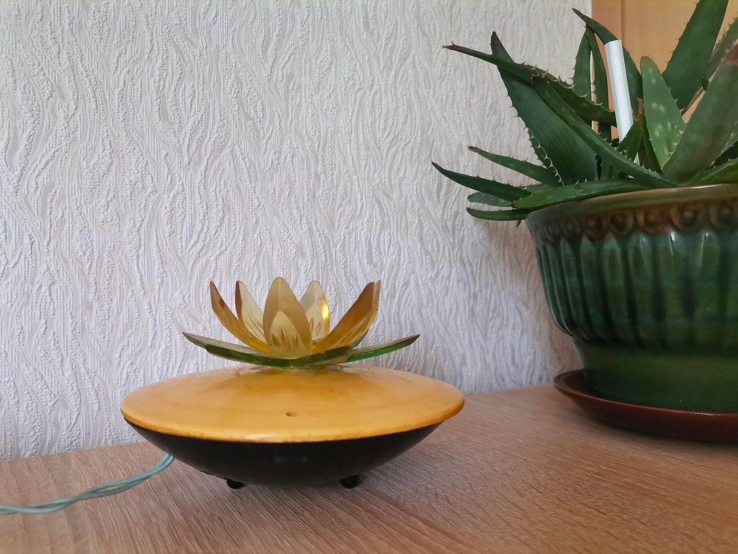 Yellow Water Lily Lotus night light
