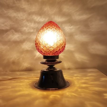Amber glass pine cone table lamp