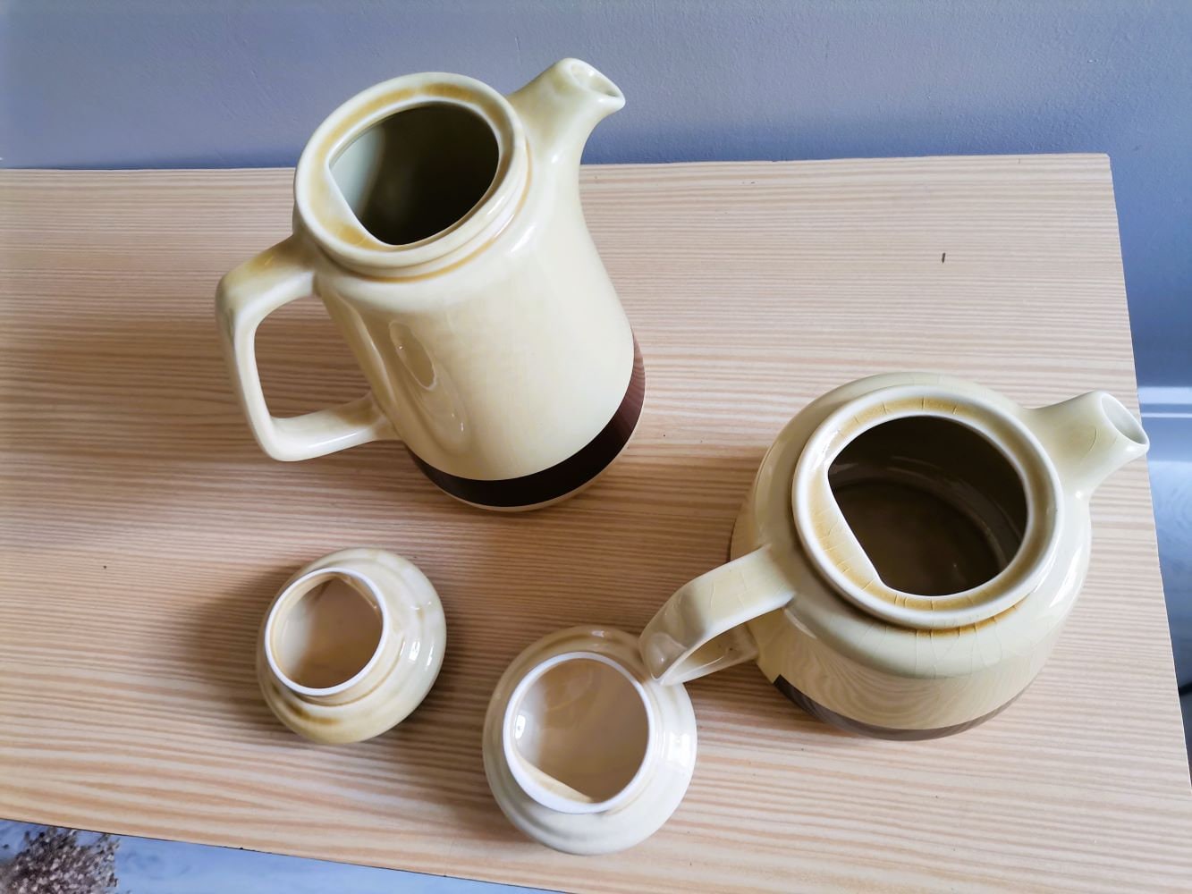 Portuguese ceramic tea coffee pot Sado