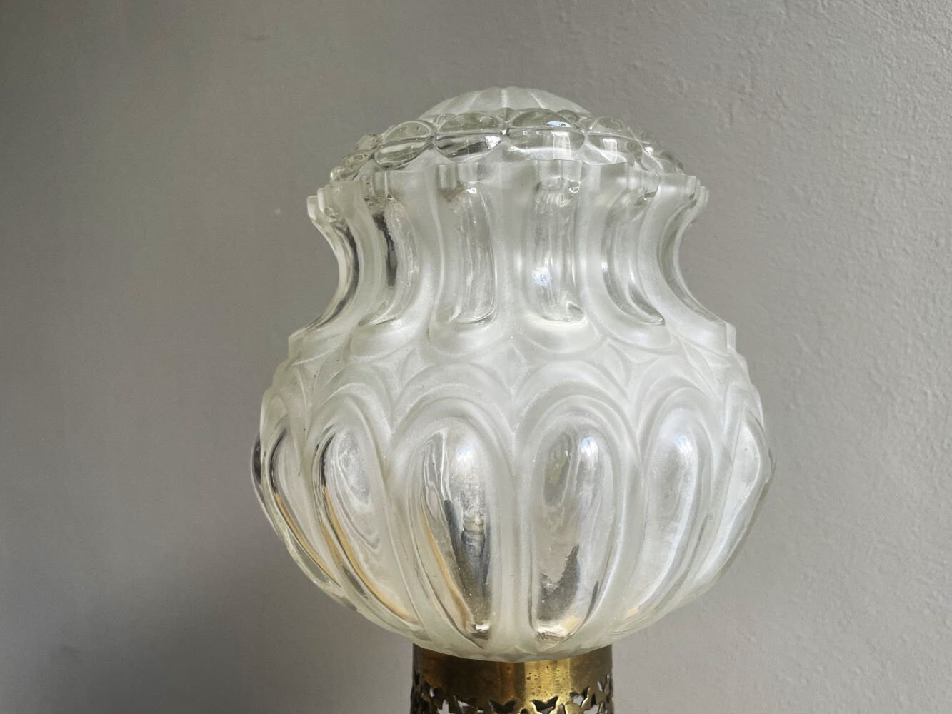 Marble alabaster table lamp