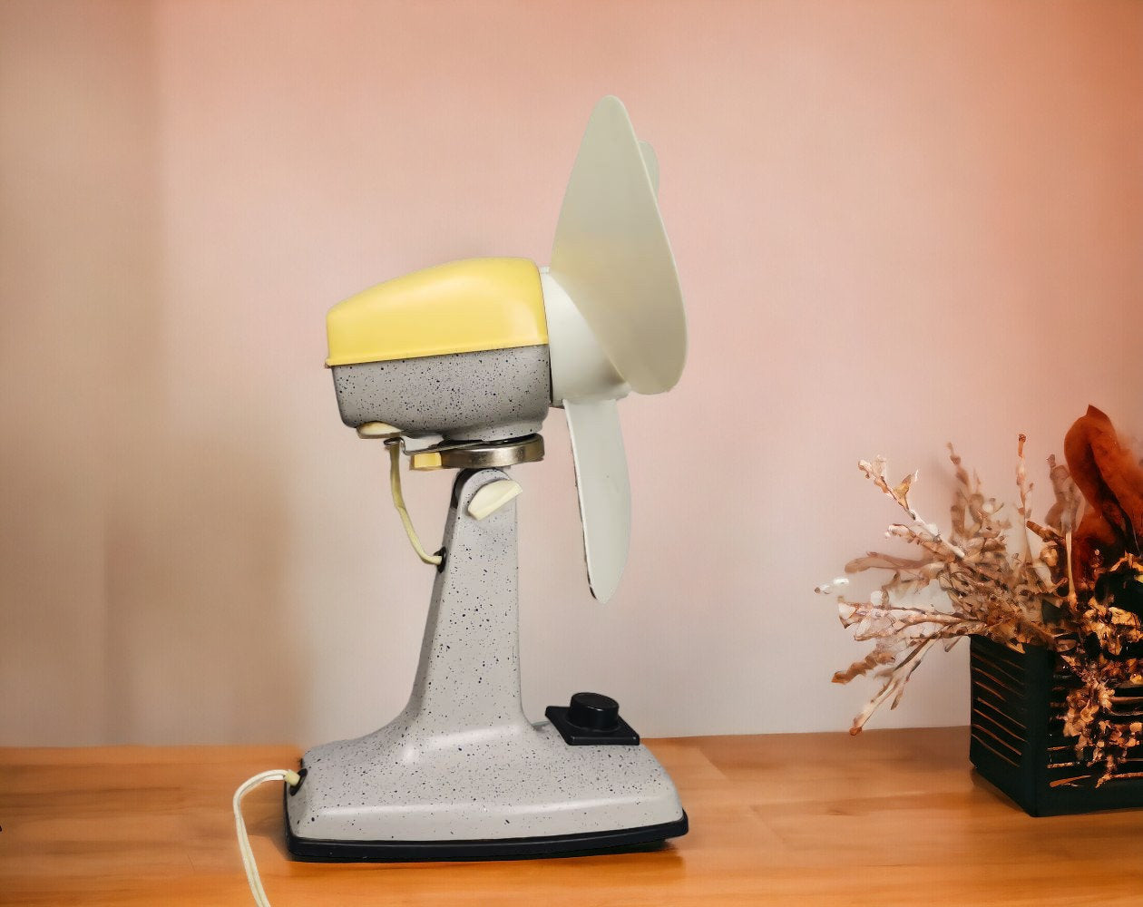 Retro electric rotating table fan industrial design soviet bar shop decor