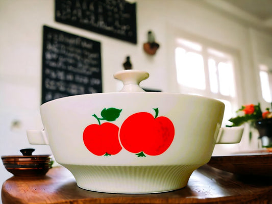 Red apple tureen with lid by Colditz