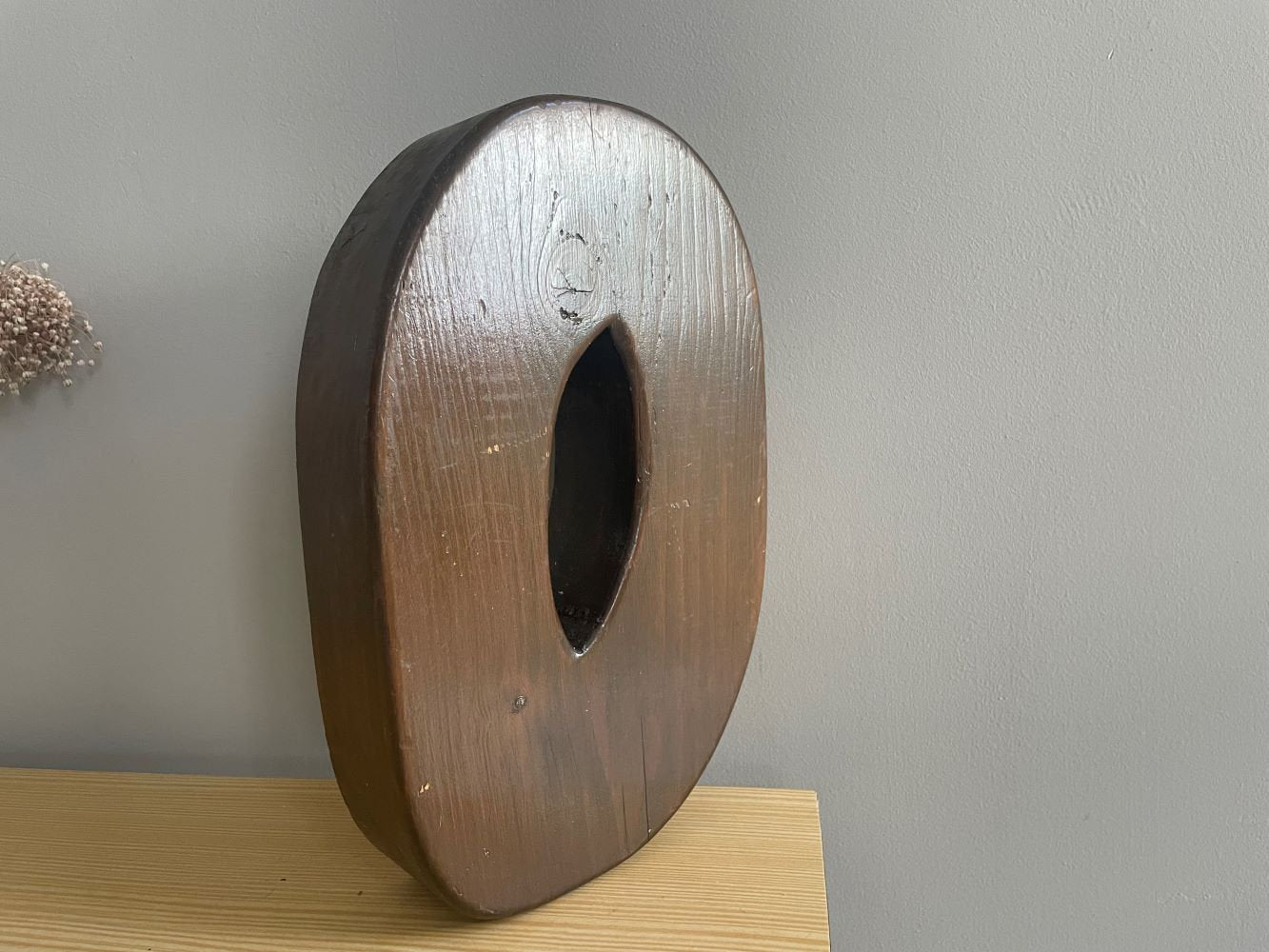 Wooden signage letter O