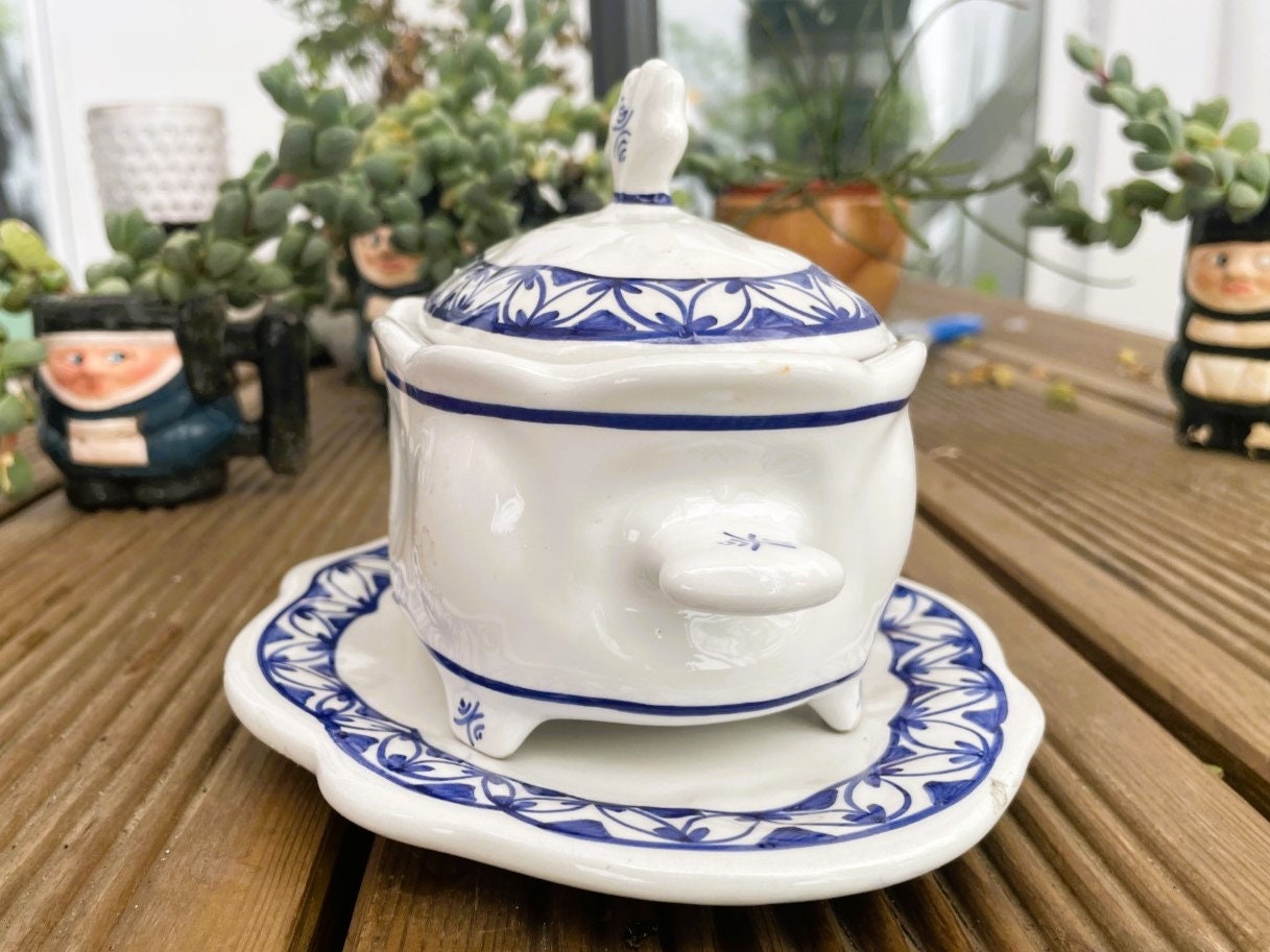 Blue willow ceramic tureen