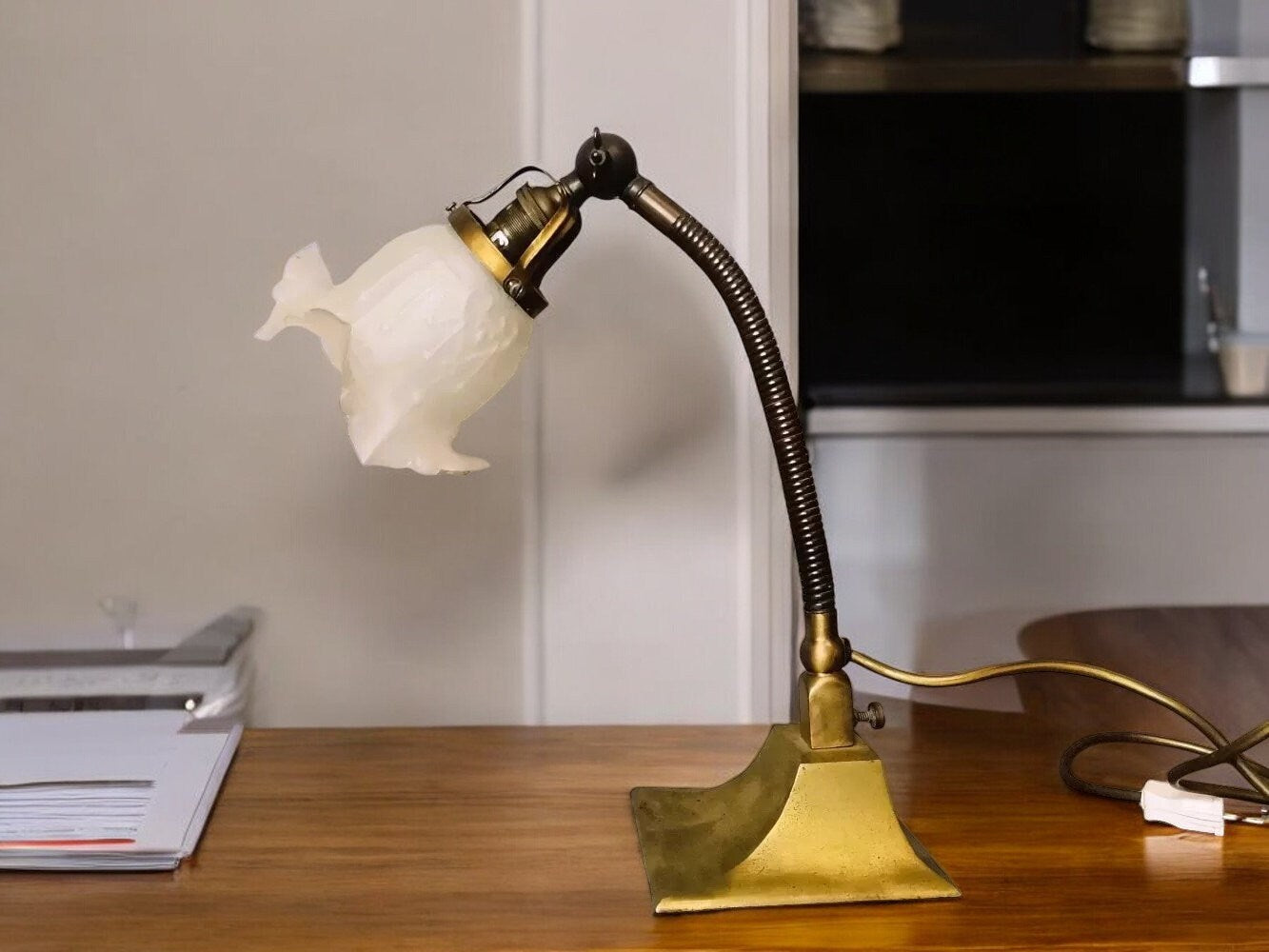 Brass table lamp adjustable with tulip glass lampshade General Electric