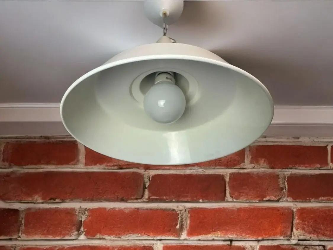Industrial kitchen pendant lamp