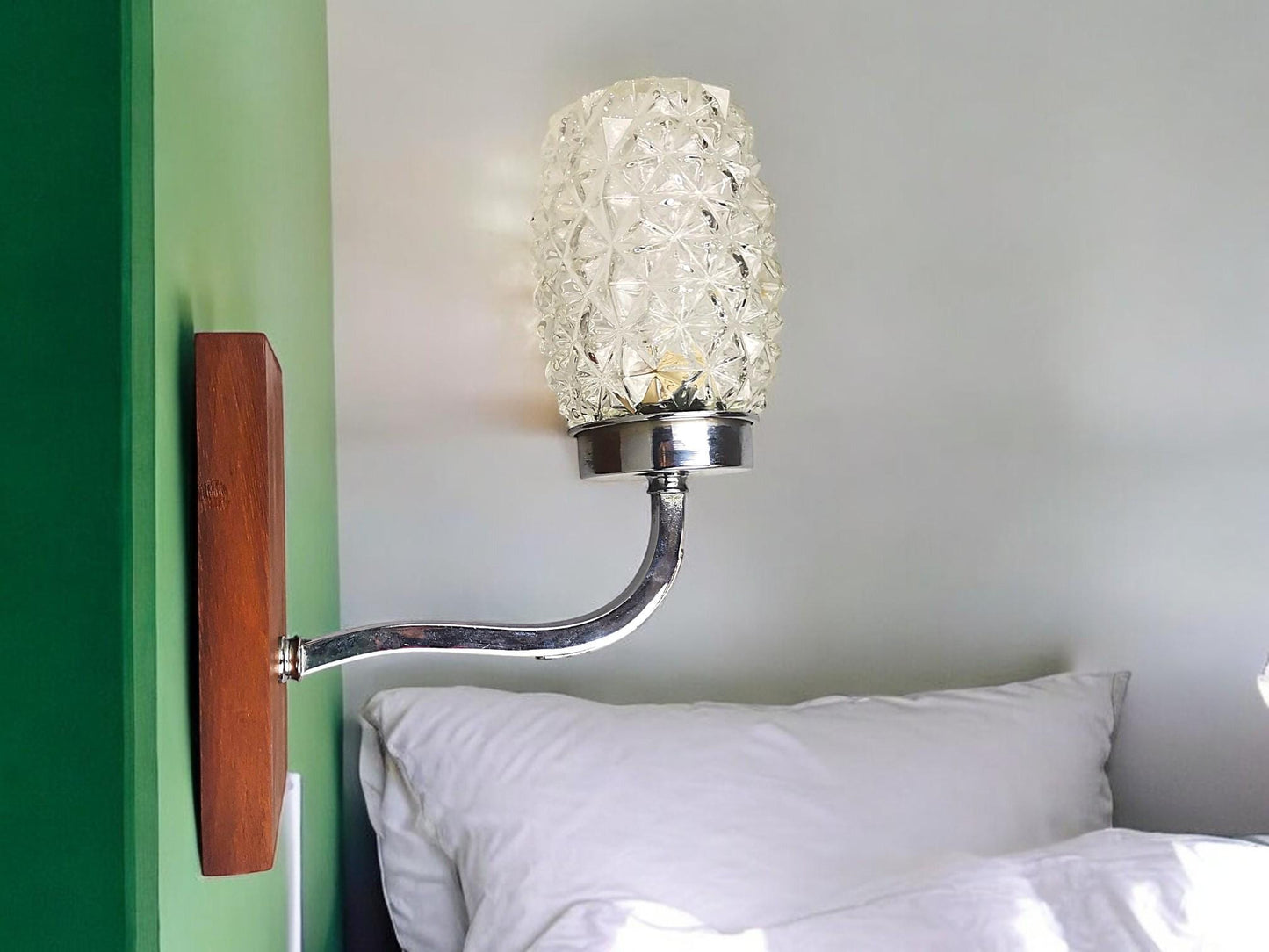 Retro wood and glass wall sconce light