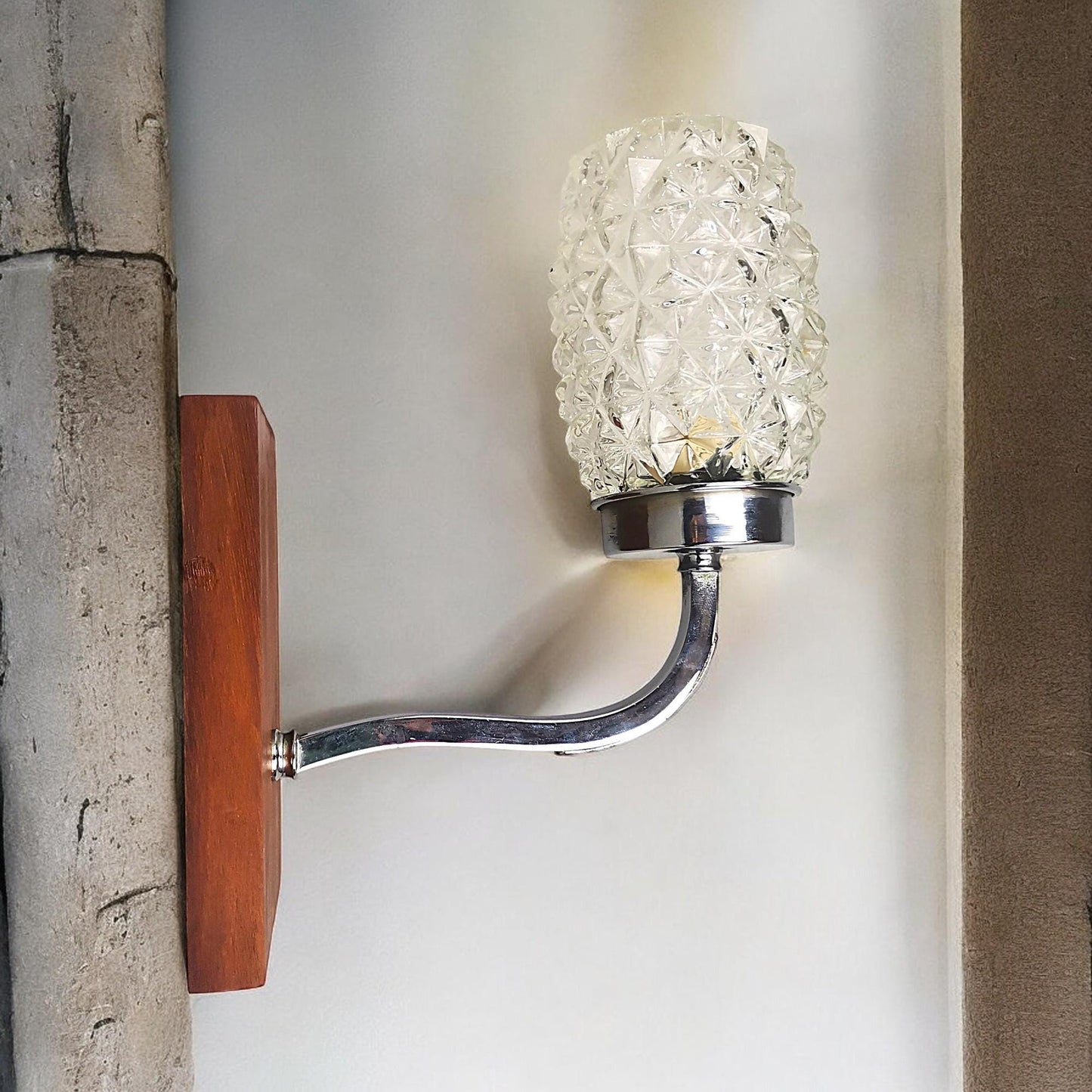 Retro wood and glass wall sconce light