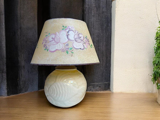 White ceramic table lamp
