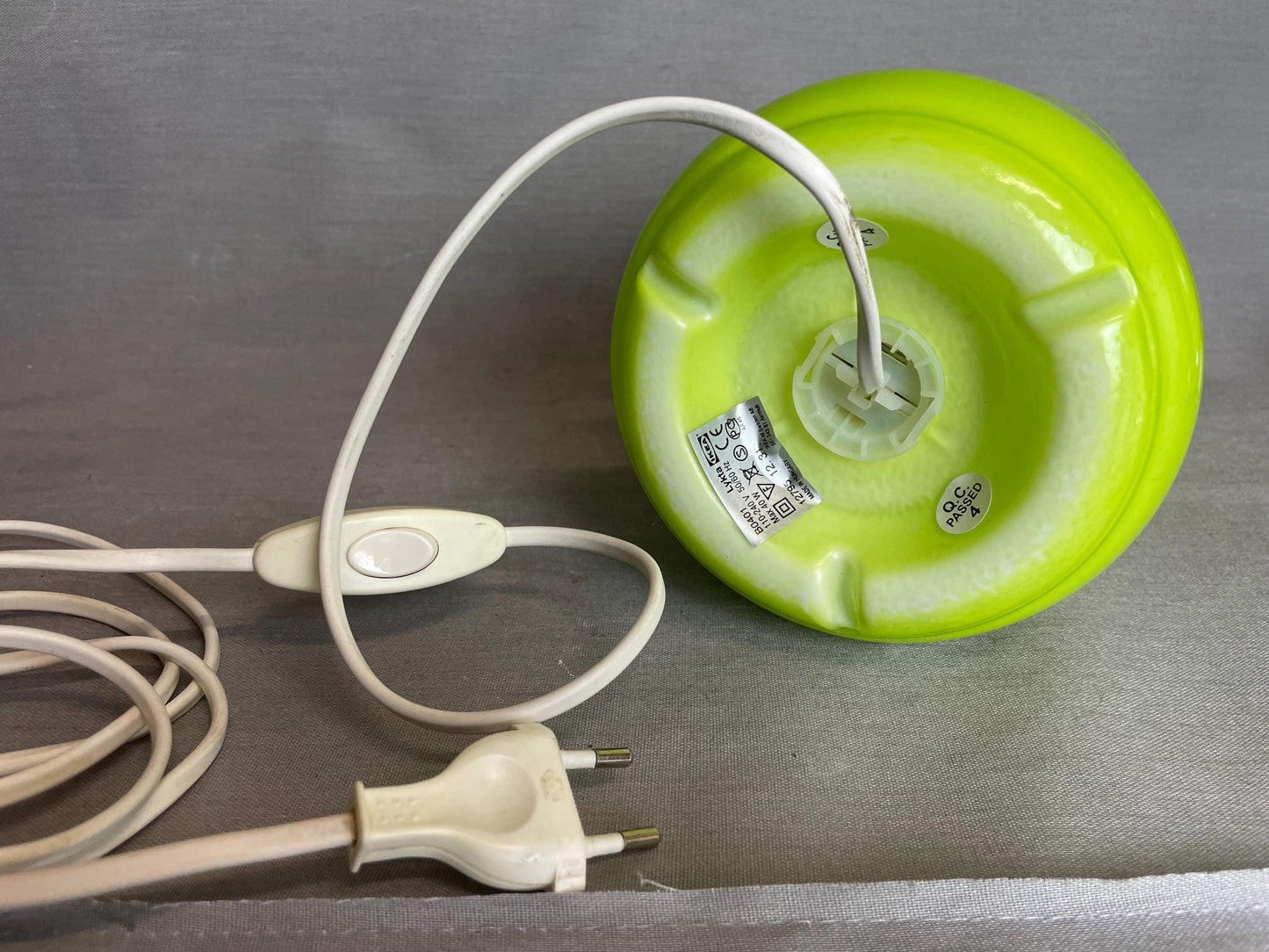 Green glass table lamp Ikea