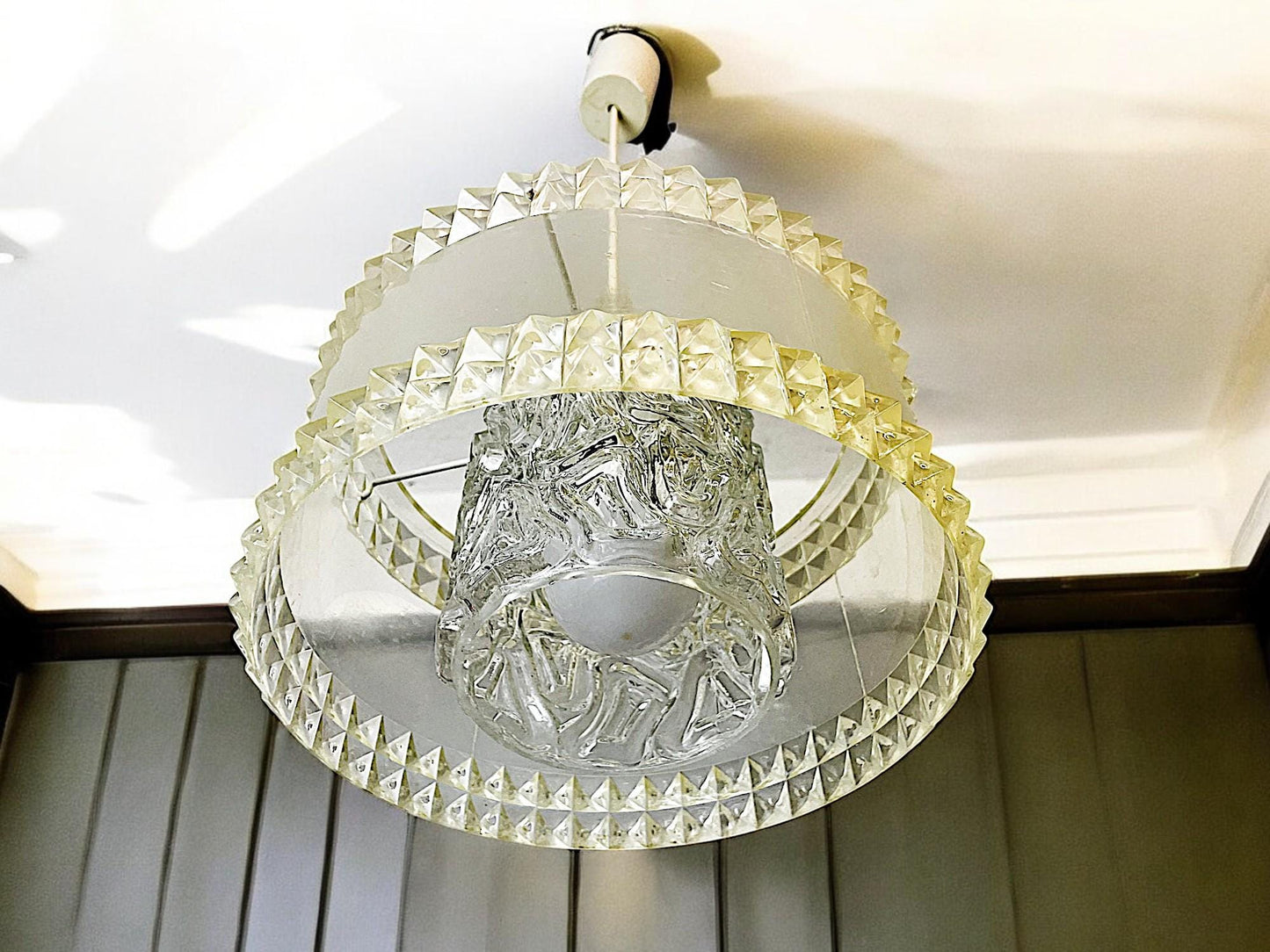 Transparent retro hanging light