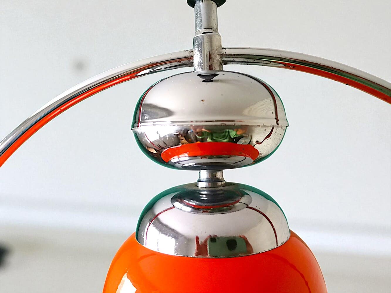 Orange retractable lamp