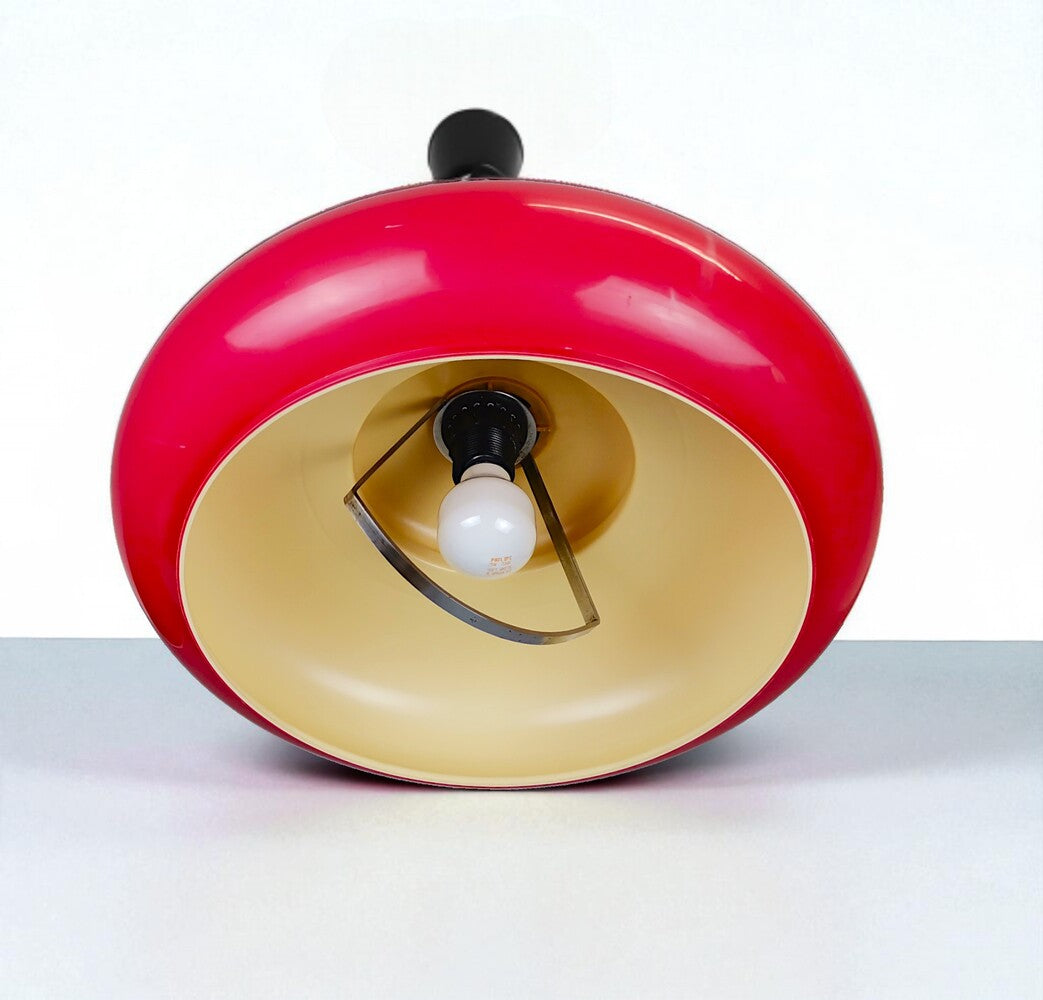 Large retractable light