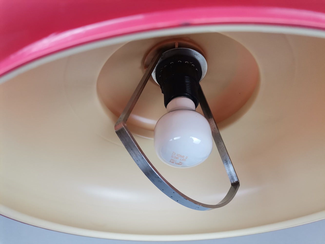 Large retractable light
