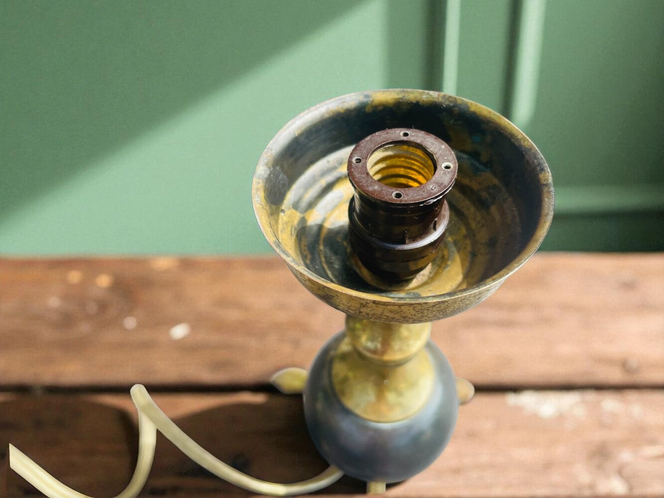 Brass tripod table lamp