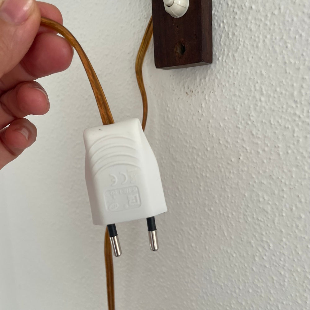 Wooden Scissor Wall Lamp