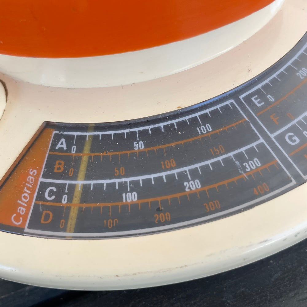 1970s Vipo mechanical kitchen scale