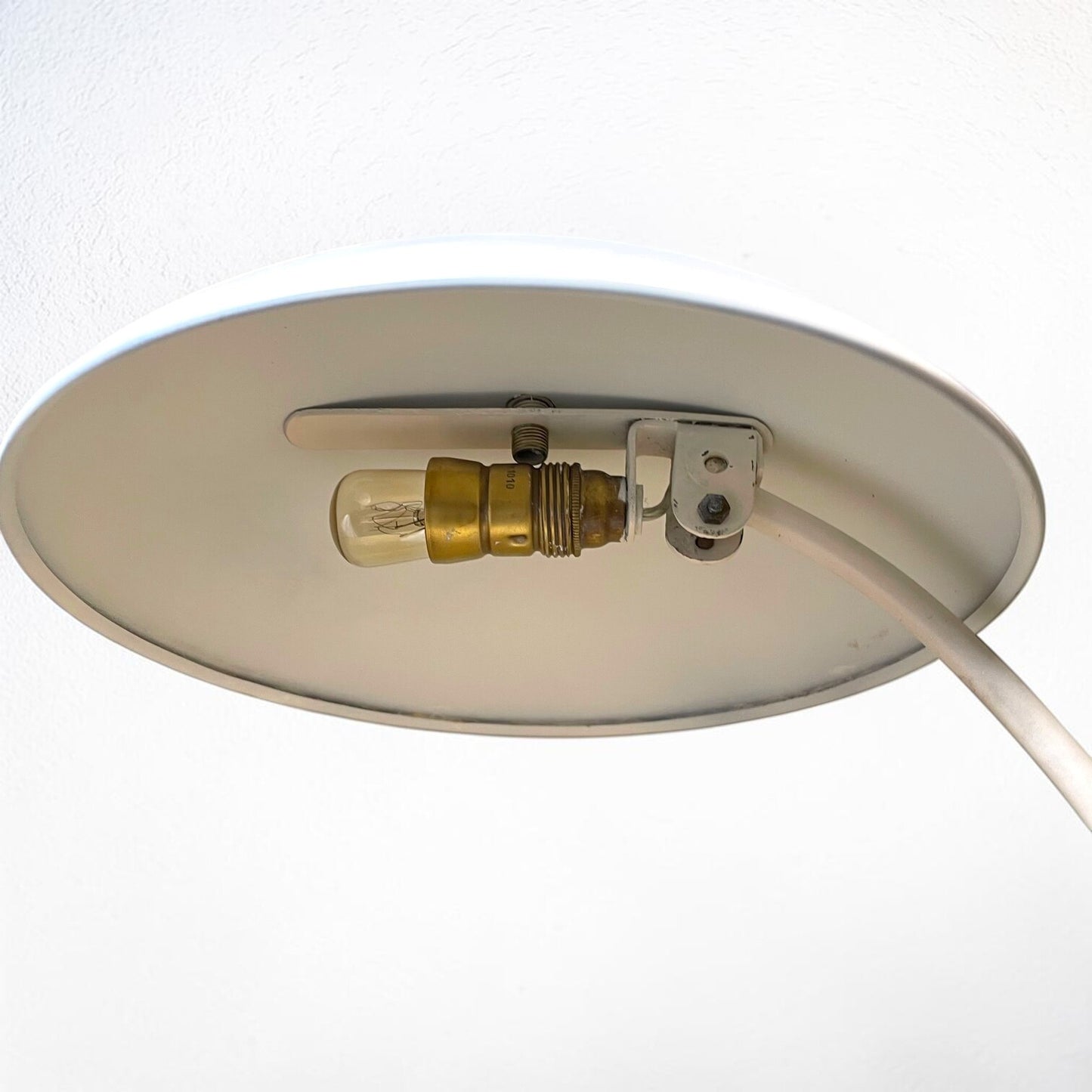 Bauhaus Desk Lamp by Helo Leuchten