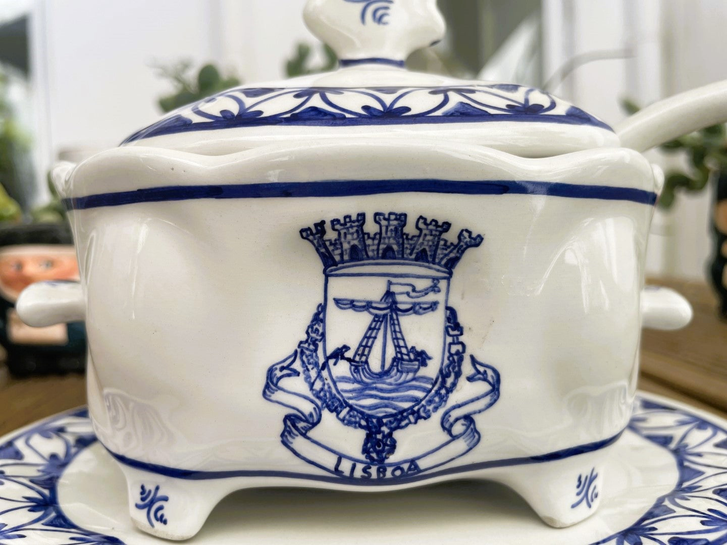 Blue willow ceramic tureen