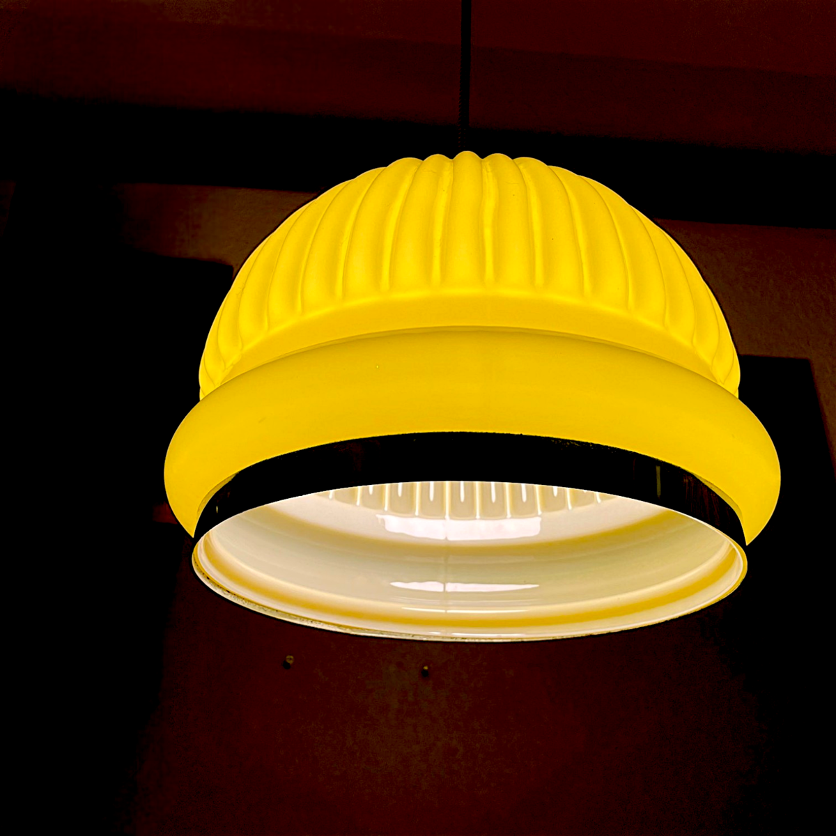 Ribbed Yellow Glass Pendant