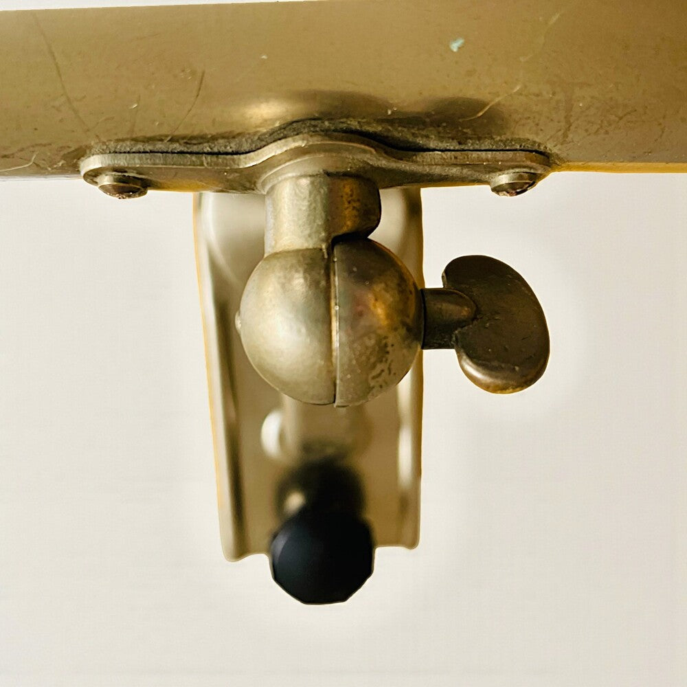 Picture light with clamp