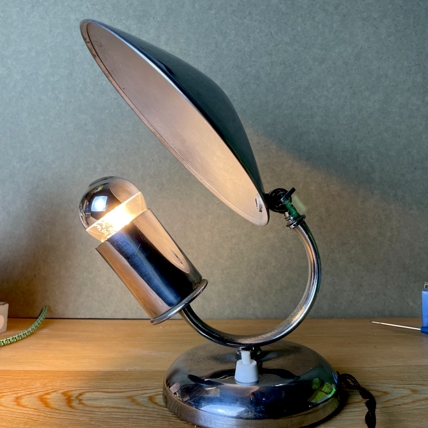 Bauhaus Table Lamp
