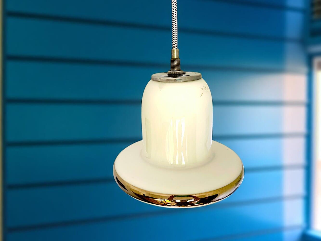 White opaline lamp MCM