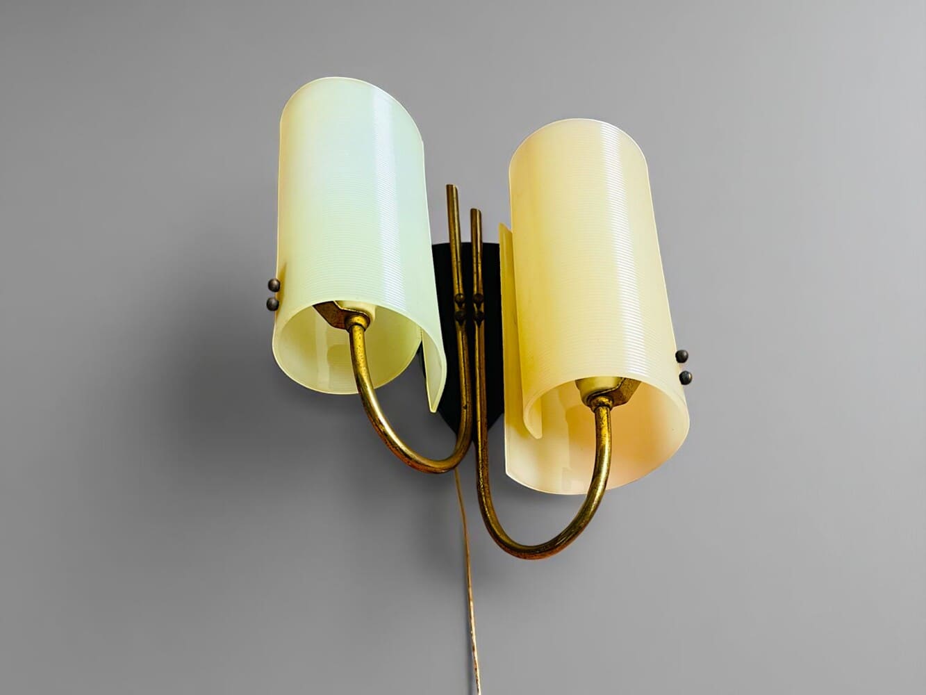 Double Wall Sconce with Pulling Cord