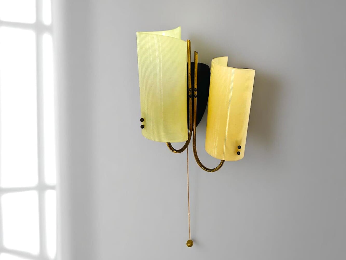 Double Wall Sconce with Pulling Cord
