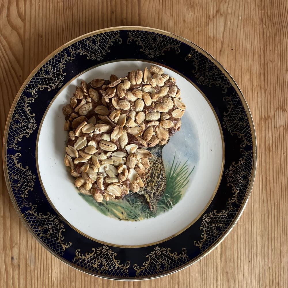 1972 Weatherby Royal Falcon Ware decorative plate