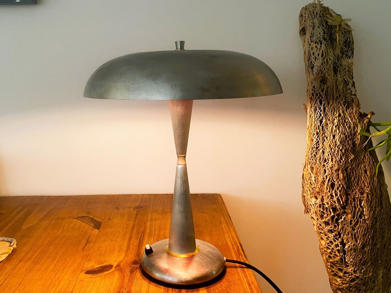 Aluminium mushroom table lamp in Stilnovo style