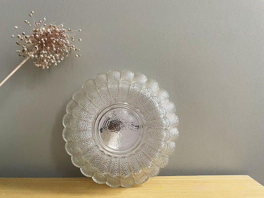 Round flush mount light