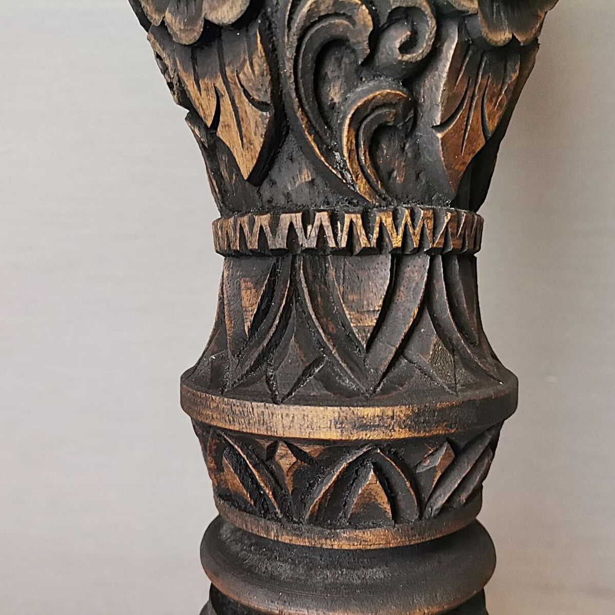 Large carved wood buffet table lamp