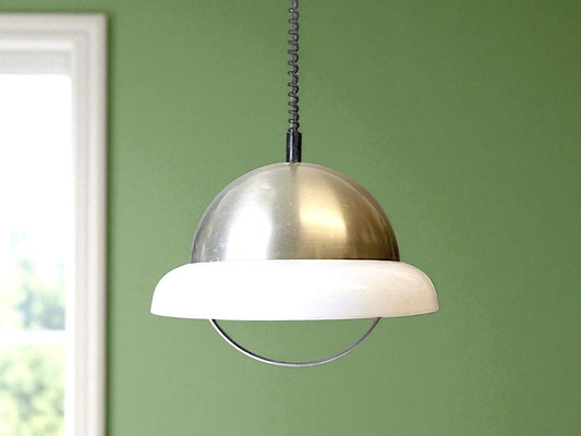 Retractable kitchen pendant light