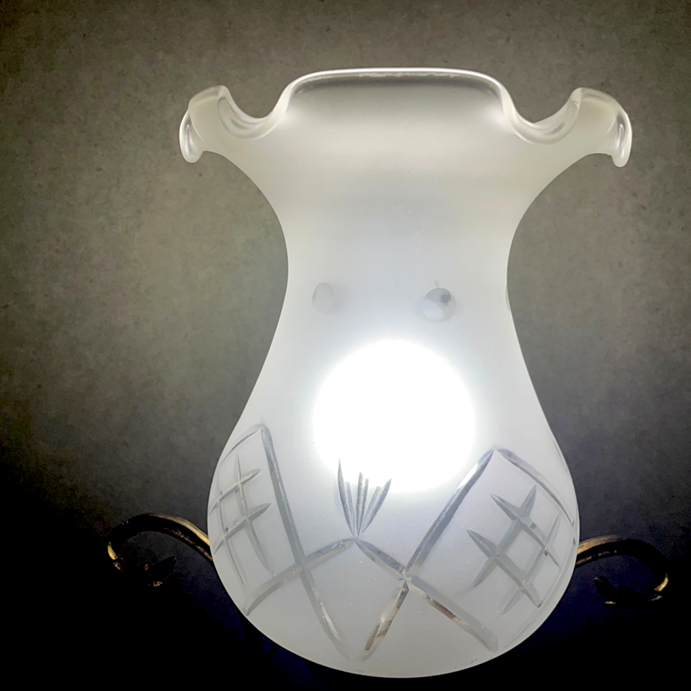 Romantic Ornamental Table Lamp