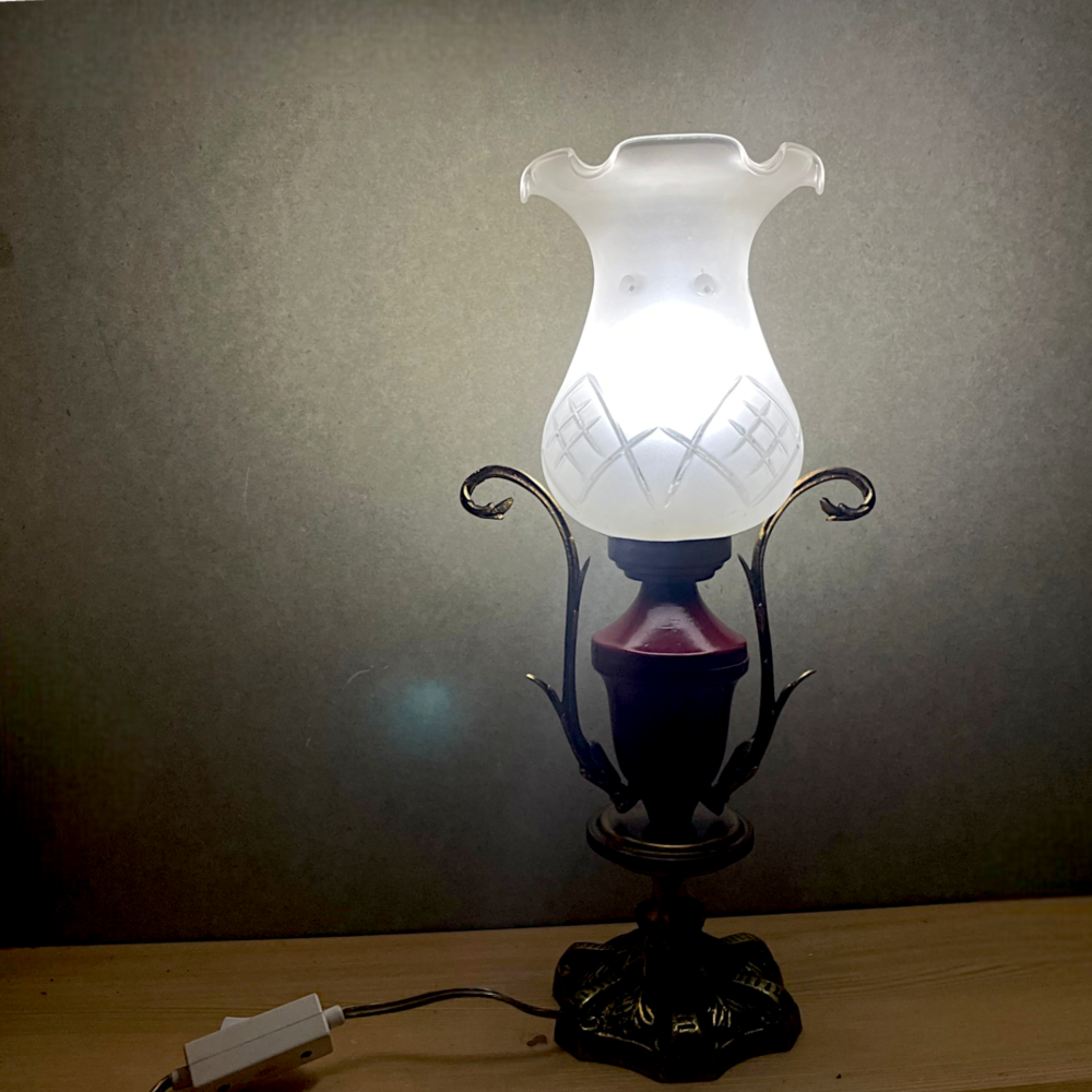 Romantic Ornamental Table Lamp