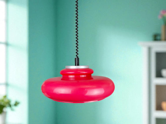 Large retractable light