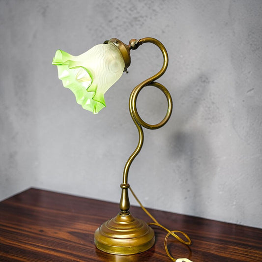 Flared glass tulip table lamp