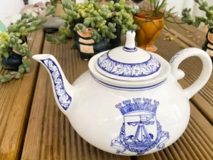 Ceramic teapot-Portugal